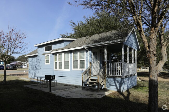 La Hacienda Resort Cottages Austin Tx Apartment Finder