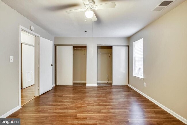 Building Photo - 1670 Brooksquare Dr