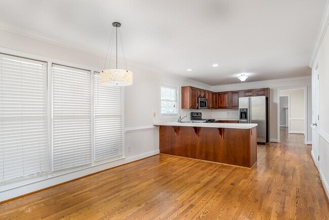 Building Photo - 1158 Alexandria Ct NE