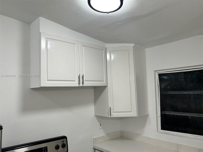 Building Photo - 261 NW 49th St