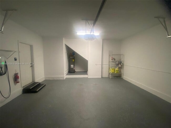 Building Photo - Passion Vine Circle, Weston, FL 33326 - 3 ...