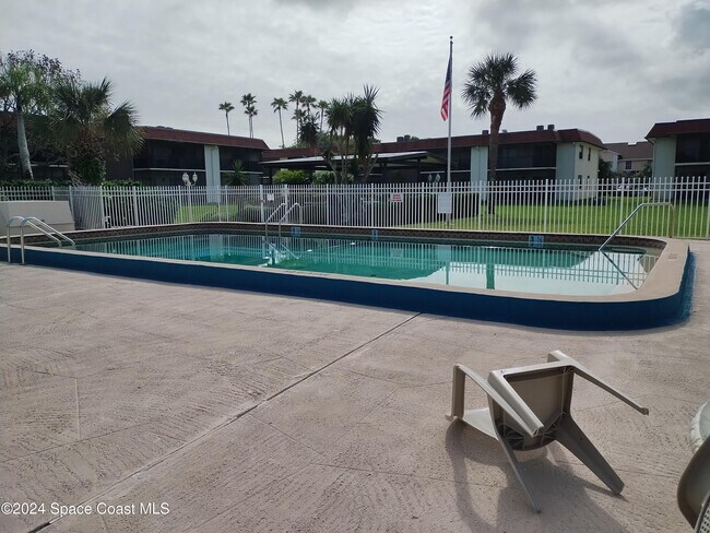 Building Photo - 200 St Lucie Ln