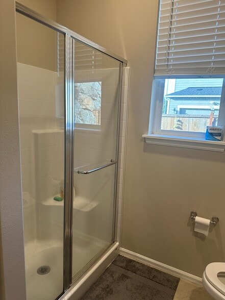 Building Photo - 3909 80th Ave NE