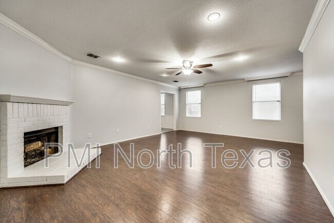 Building Photo - 2641 Salt Maker Way