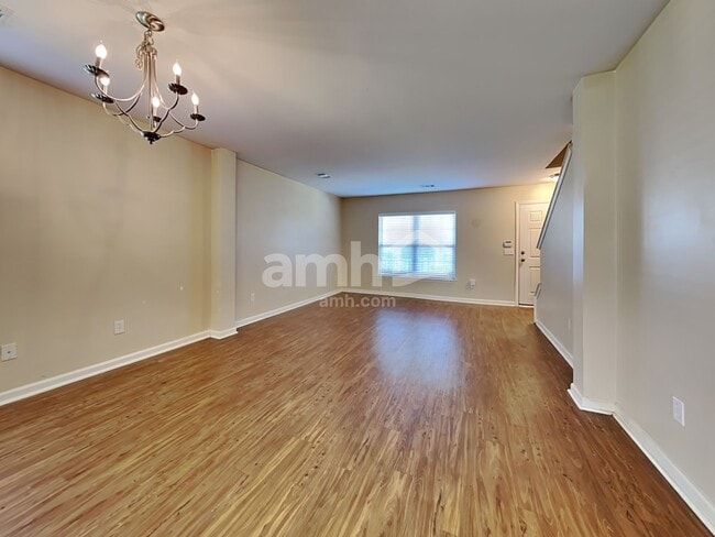 Building Photo - 405 Crystal Oaks Ln