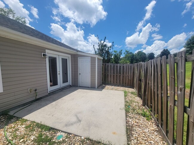 Building Photo - 1406 Anna Way