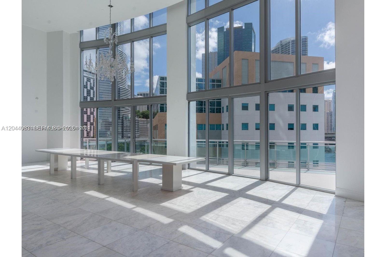 Building Photo - 350 S Miami Ave