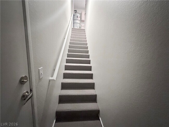 Building Photo - 7061 Roscoe Ave