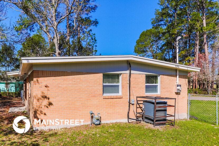 Building Photo - 9246 Spottswood Rd