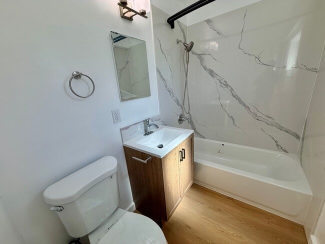 Building Photo - Newly Remodeled 1BD/1BA Near Del Norte BART w/ Parking & Modern Finishes | El Cerrito