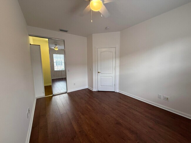 Building Photo - 150 Wentworth Ct