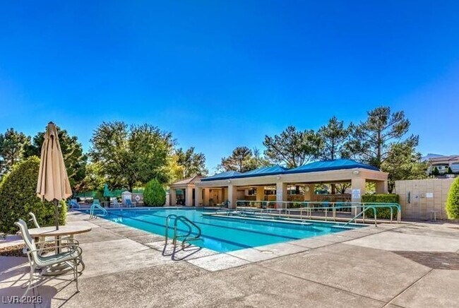 Building Photo - 9004 Litchfield Ave