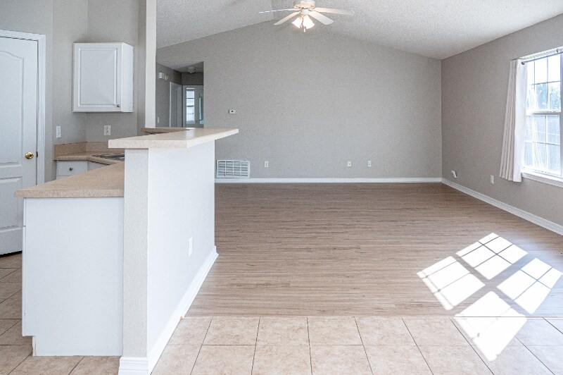 Building Photo - 8013 Mark Ct
