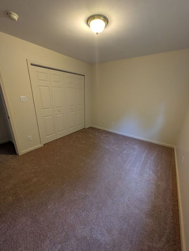 Building Photo - 2BD/2.5BA Unit at Water Oaks