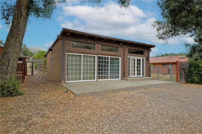 Building Photo - 17825 Bear Valley Ln