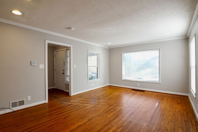 Building Photo - Cute 3 bedroom, 1 bath house in Homewood!