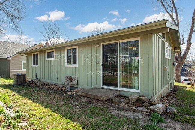 Building Photo - 71 Dockside Dr