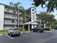 Building Photo - 1300 SW 125th Ave