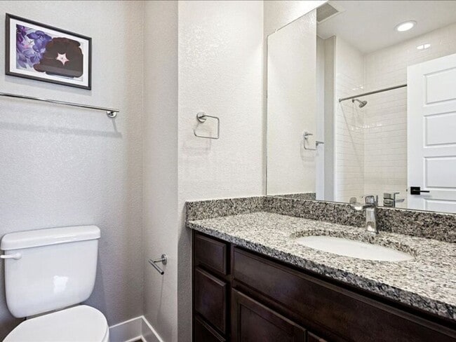 Building Photo - 3073 W Bates Ave