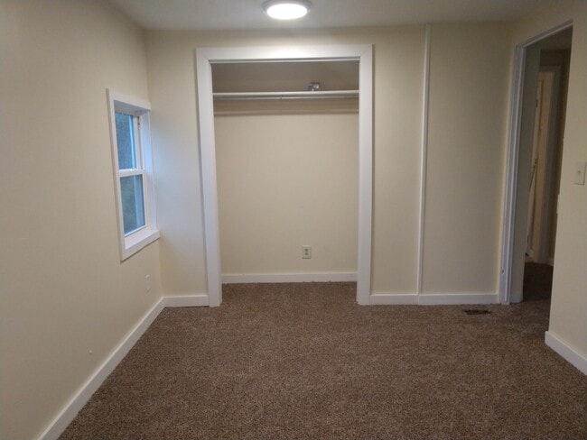 Building Photo - 203 Old Pittsburgh Rd