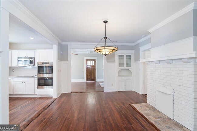 Building Photo - 1773 Dorsey Ave