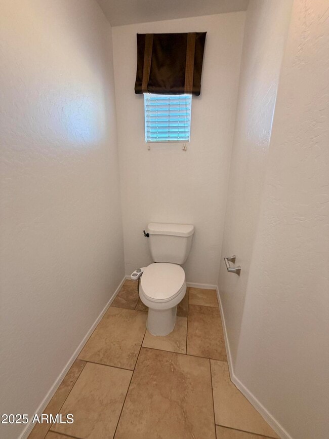 Building Photo - 10027 W Payson Rd