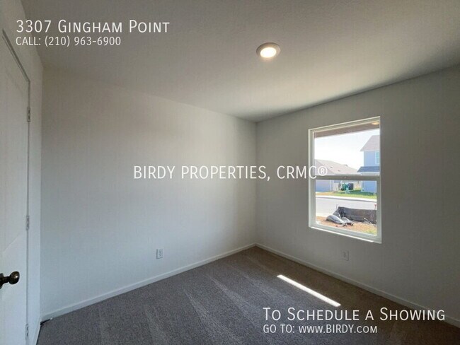 Building Photo - 3307 Gingham Pt