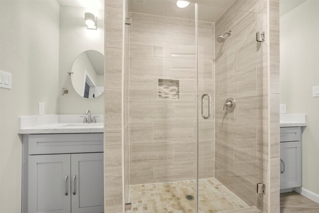 Building Photo - 10242 Bridgeland Ln