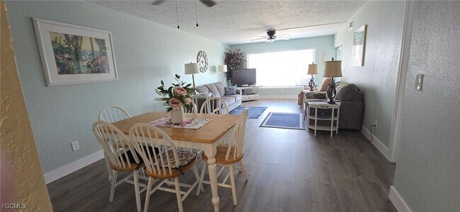 Building Photo - 434 Tudor Dr