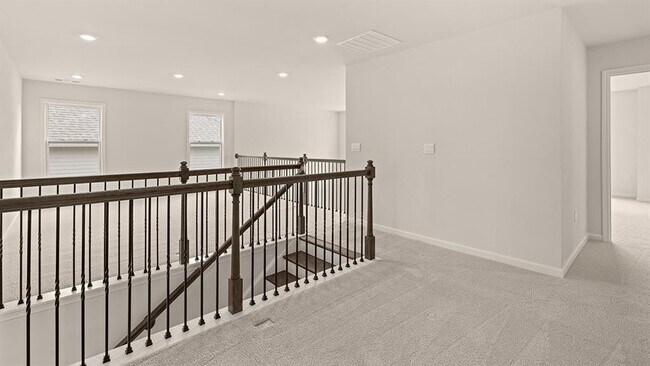 Building Photo - 5240 Loring St