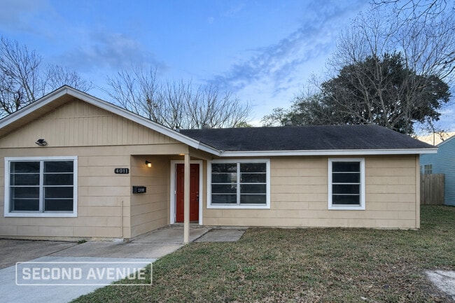 Building Photo - 401 S 6th St