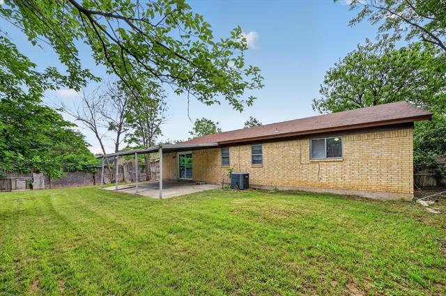 Building Photo - 1604 Homemaker Hills Dr