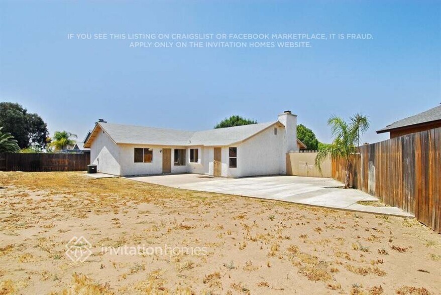Building Photo - 13854 Robin Nest Ct