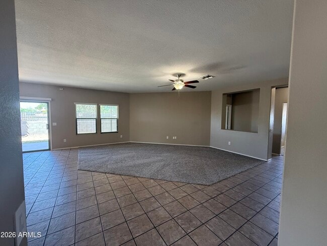 Building Photo - 3892 S Moccasin Trail