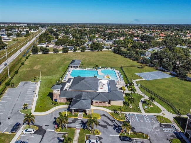 Building Photo - 1311 Hillsborough Ln