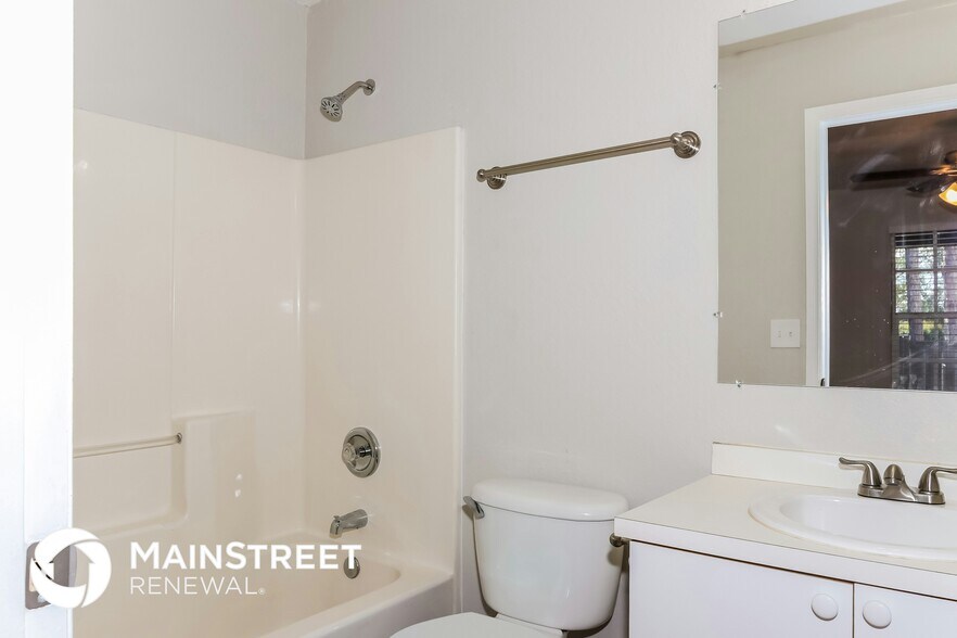 Building Photo - 1545 20th Ct SW