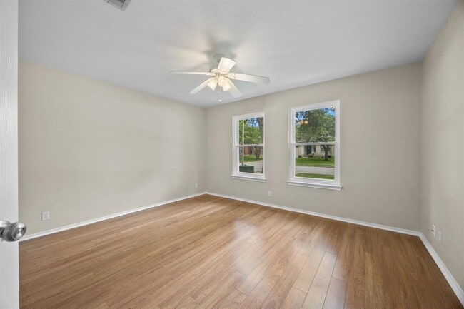 Building Photo - 1617 Abbey Ln