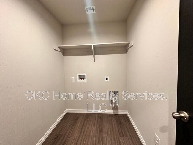 Building Photo - 4416 Colt Dr