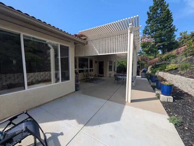 Building Photo - 4087 Coldwater Dr