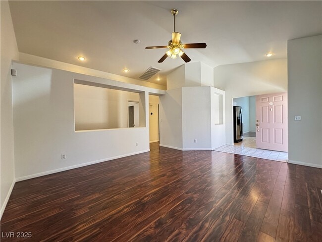 Building Photo - 909 Windhook St