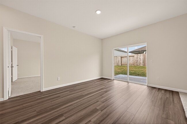 Building Photo - 31334 Gayle Prairie Oaks St