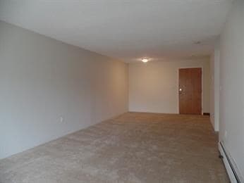 Building Photo - 24 Kenmar Dr