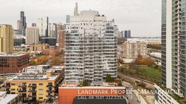 Building Photo - 1600 S Prairie Ave