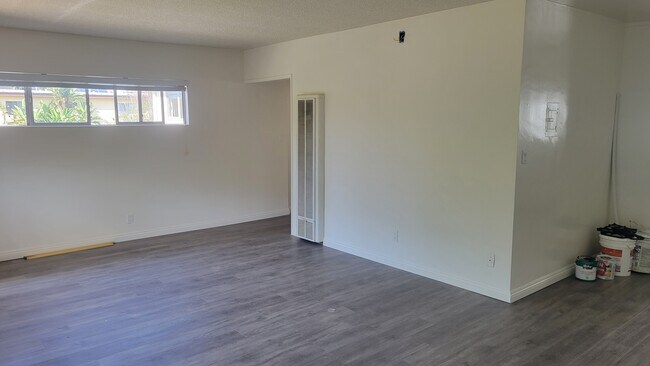 Building Photo - 7822 W Manchester Ave