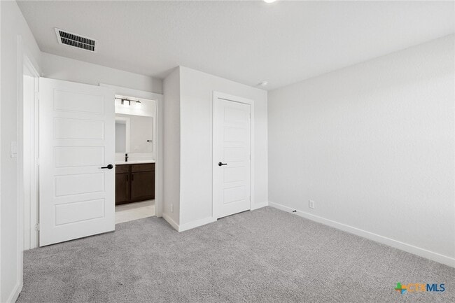 Building Photo - 129 Radnor Rd