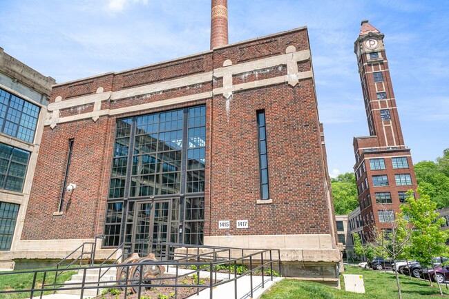 Primary Photo - Swanky, Funky, Groovy, loft space Cincinna...