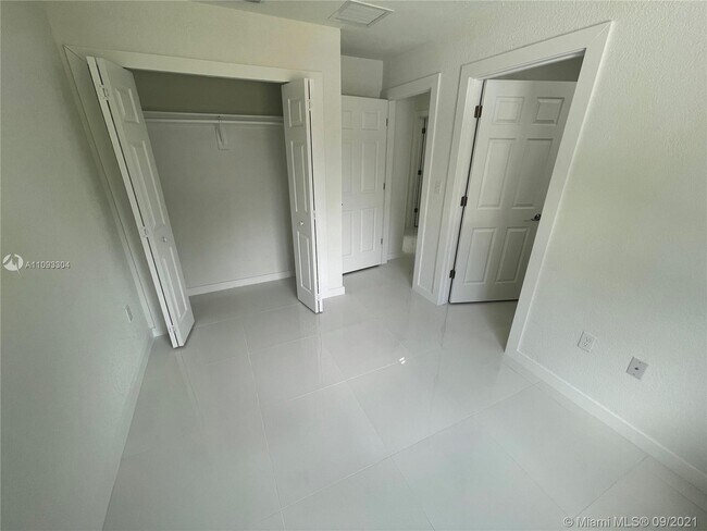 Building Photo - 298 NW 97th St