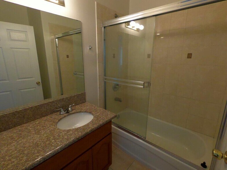 Building Photo - 8735 Cedros Ave