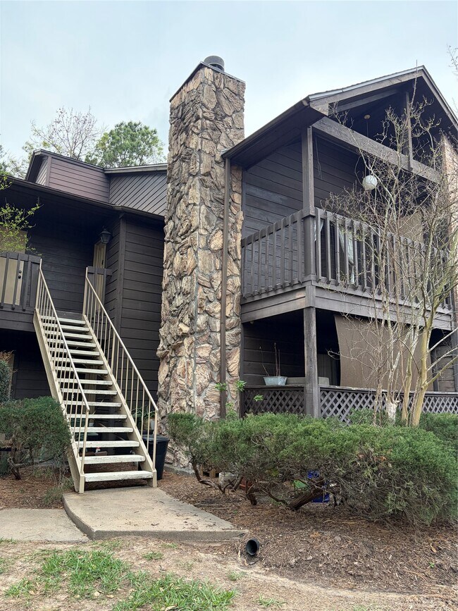 Building Photo - 12755 Mill Ridge Dr