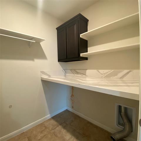 Building Photo - 527 Golden Bell Dr